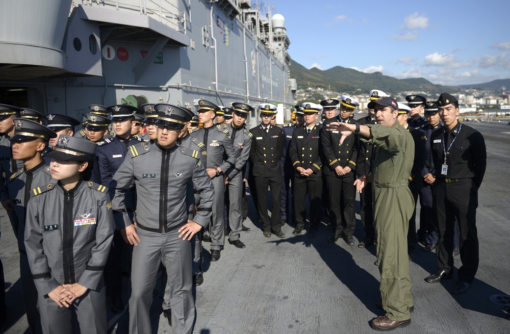 Republic of Korea midshipmen and cadets visit USS Wasp in Sasebo, Japan