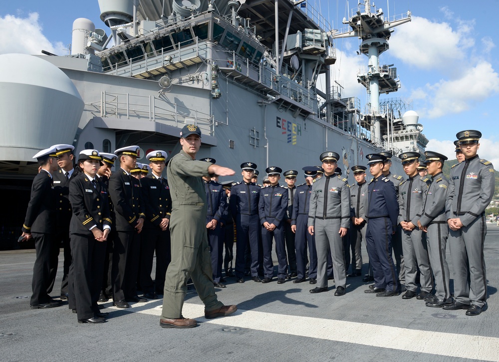 Republic of Korea midshipmen and cadets visit USS Wasp in Sasebo, Japan