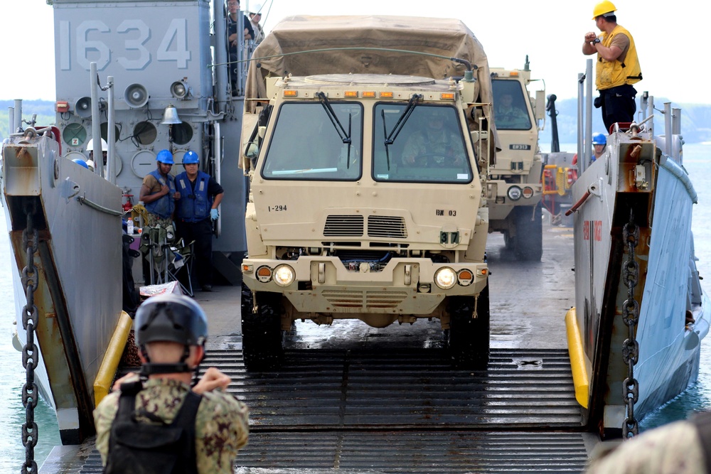 Guam National Guard, Navy join forces for relief efforts in Saipan