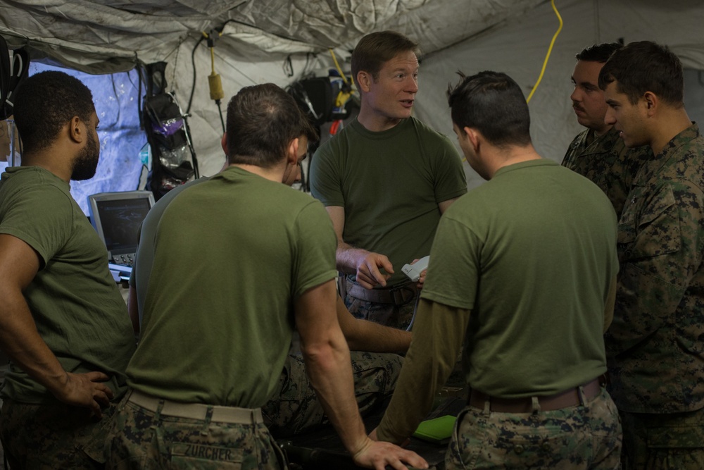 2nd Med Bn Doctors and Corpsmen Train to Locate Veins with Ultrasound