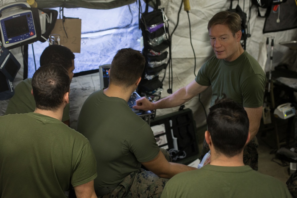 2nd Med Bn Doctors and Corpsmen Train to Locate Veins with Ultrasound