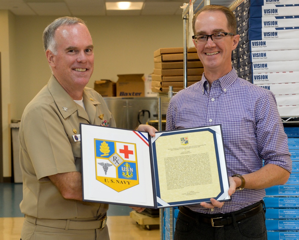 NMCSD Civilian Pharmacist Named Navy Pharmacy Civilian Pharmacist of the Year