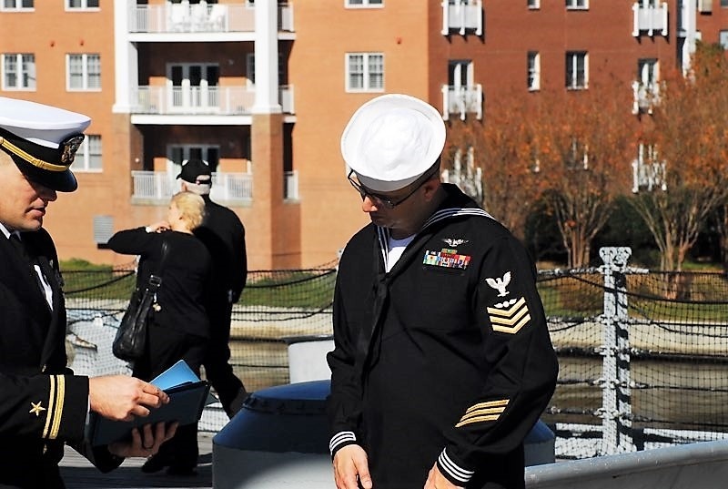 Naval Museum hosts a re-enlistment ceremony for VAW-123