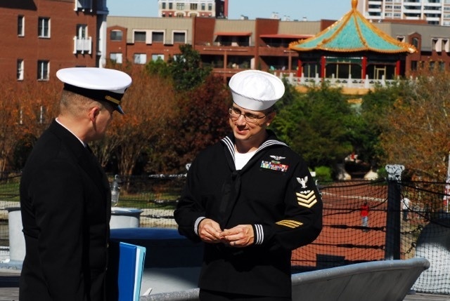 Naval Museum hosts a re-enlistment ceremony for VAW-123