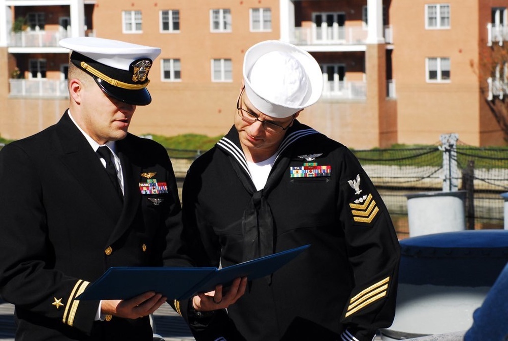 Naval Museum hosts a re-enlistment ceremony for VAW-123