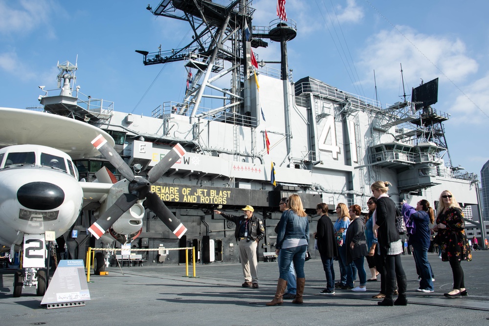 Naval Aviation Enterprise 2018 Command Master Chief/ Senior Enlisted Leadership and Spouse Training Symposium