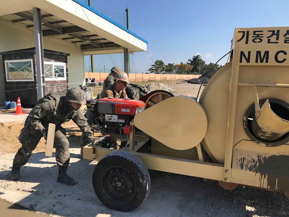 NMCB-3 Seabees work with Republic of Korea Seabees