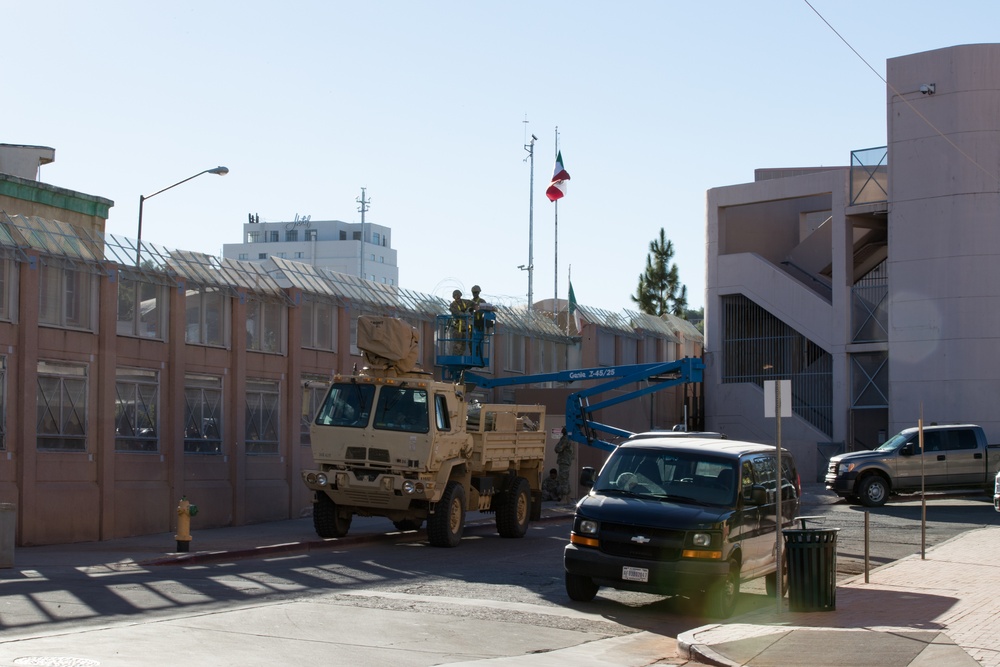 Military Arrives at Nogales DeConcini Port