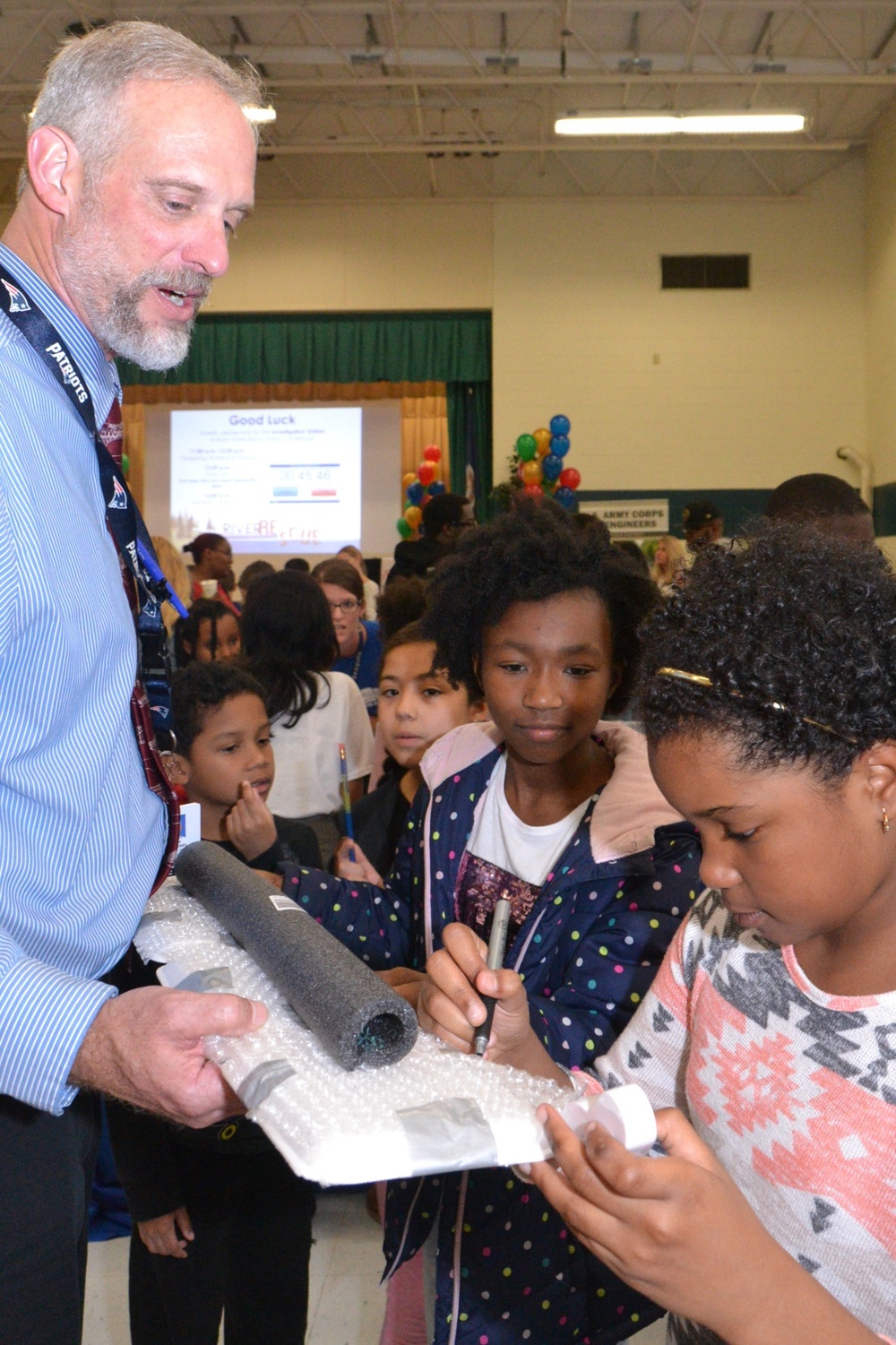 USACE Norfolk District weighs in on local elementary design challenge