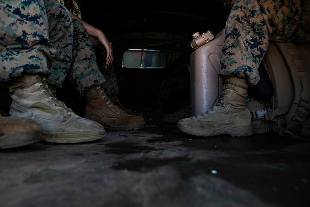 31st MEU, CLB-31 provide muscle for FEMA tent distribution on Tinian