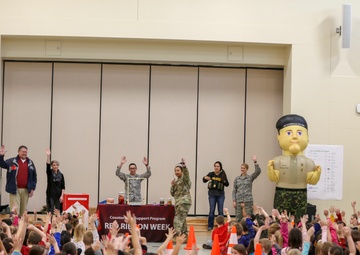 Alaska Guardsmen take part in drug awareness during Red Ribbon Week