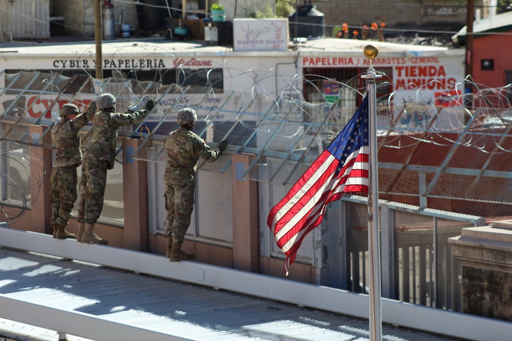 Soldiers Strengthen Arizona Border