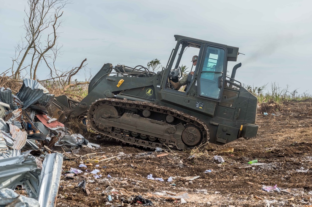 NMCB 1 Continues Debris Clearing in Tinian