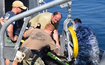 Navy Experimental Diving Unit Provides Training to Montenegrin Navy