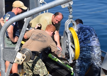 Navy Experimental Diving Unit Provides Training to Montenegrin Navy