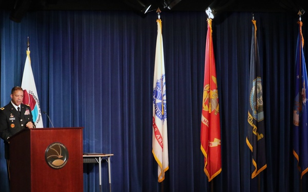 General says thank you for your service during Veterans’ event