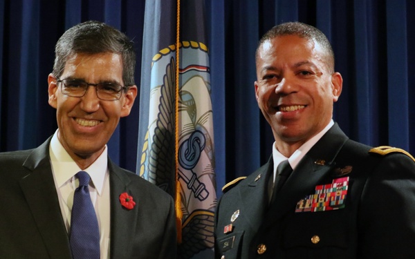 General says thank you for your service during Veterans’ event