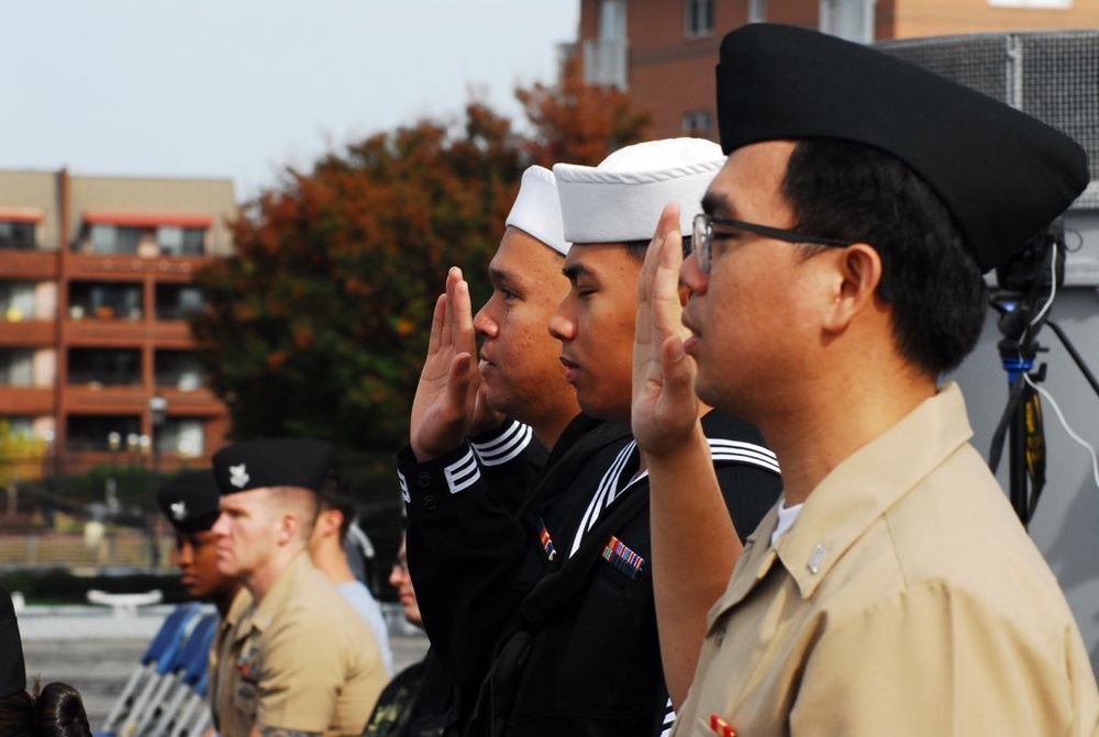 Naval Museum hosts a naturalization ceremony