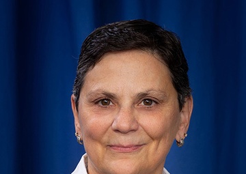 NUWC Division Newport’s Educational Outreach director wins Office of Naval Research Vice Adm. Samuel L. Gravely Award