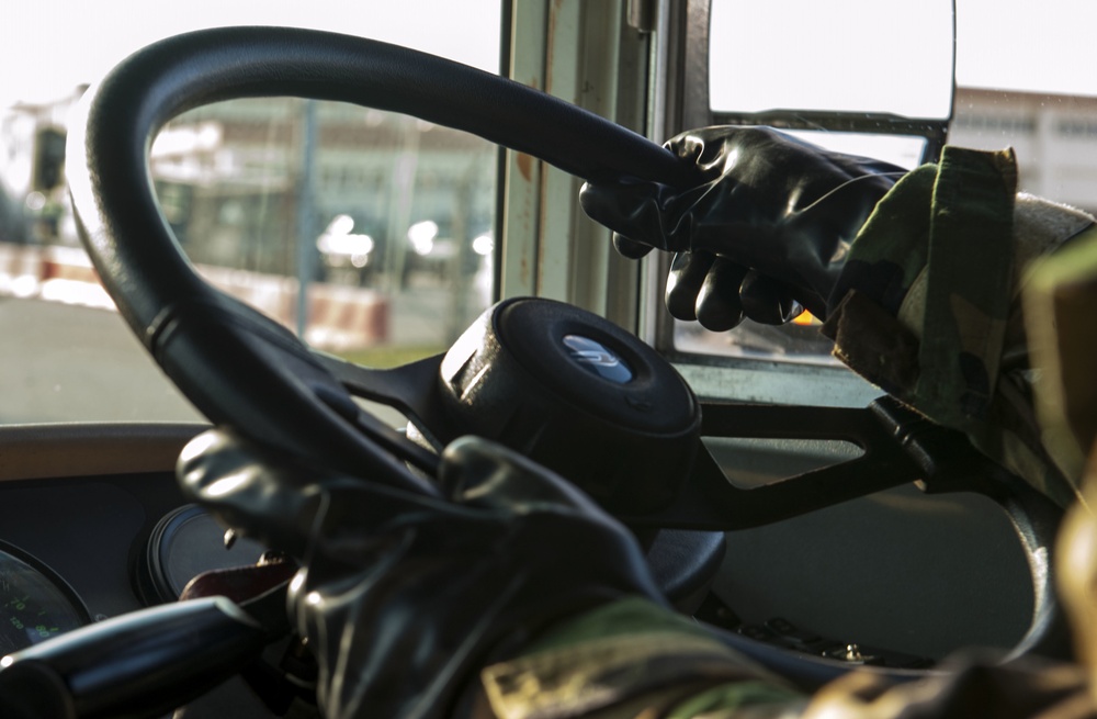 18th LRS conduct MOPP level 4 ground transportation training