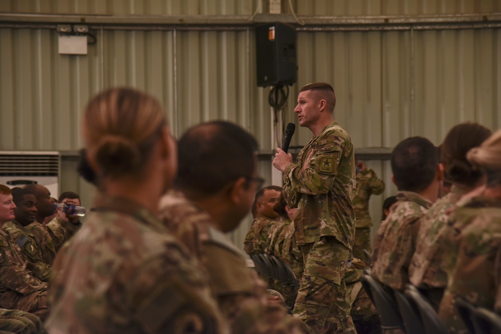 15th Sergeant Major of the Army visits ADAB