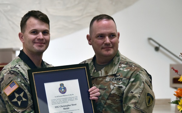 SSG Madasz receives SSG Stout Medal