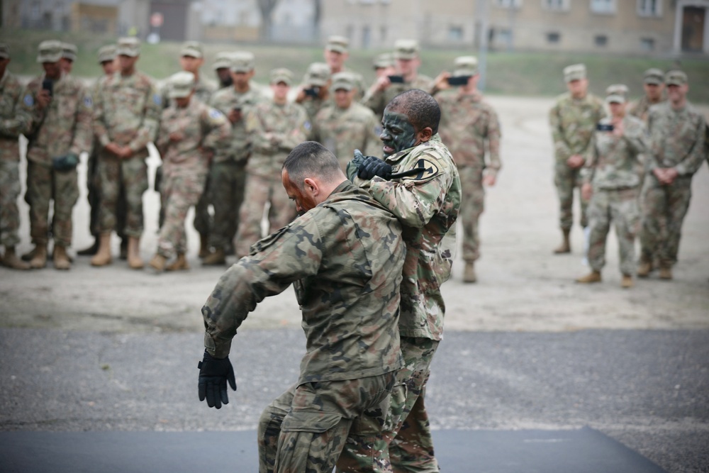 91st BEB Combine with the Polish for Combatives Presentation