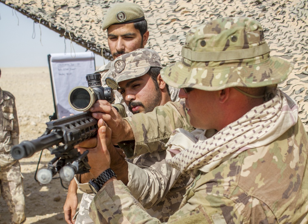 US, Qatar soldiers hit the range for Sniper Training