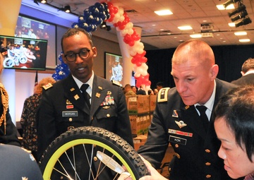 Army Reserve leader helps build bikes for military children