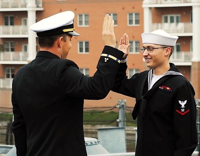 Naval Museum hosts a re-enlistment ceremony