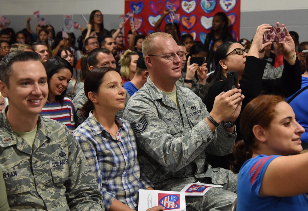 Local elementary school honors veterans