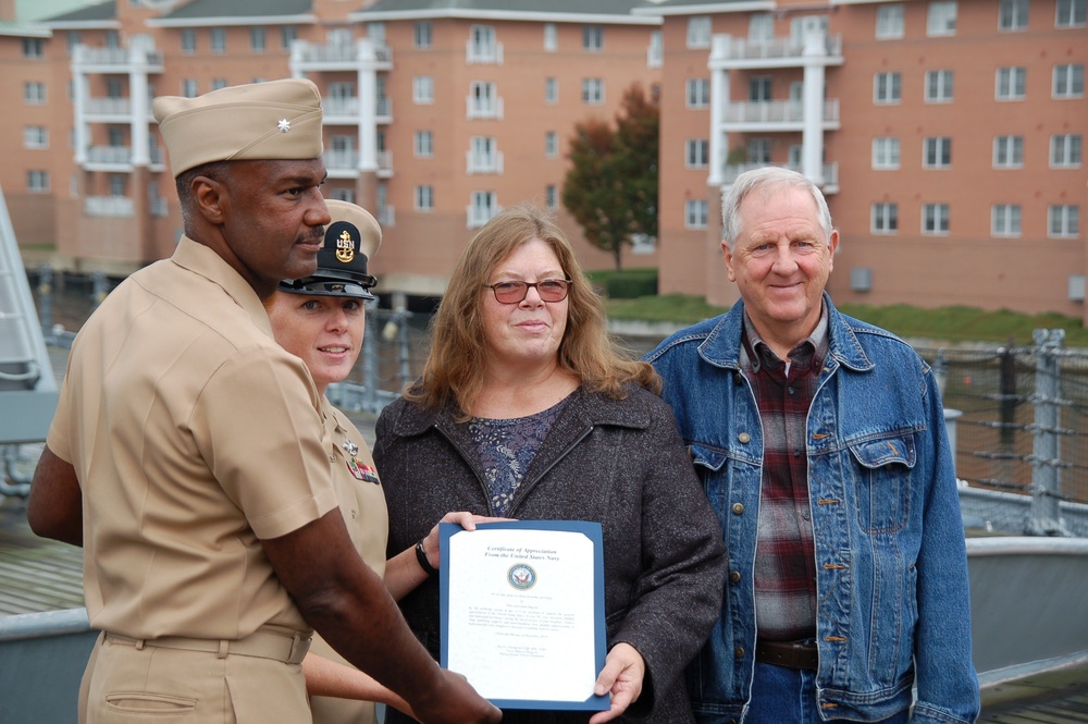 US Marine Corps Forces Command re-enlistment