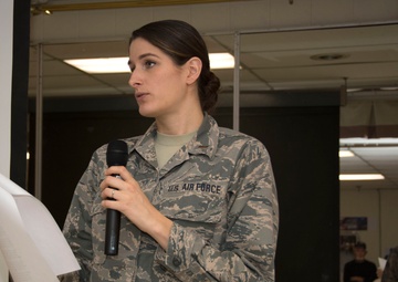 Honoring our veterans: Flying Yankees spend the day with local heroes