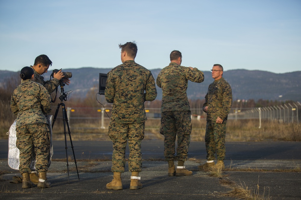 II MIG COMMSTRAT Interviews II MEF CG