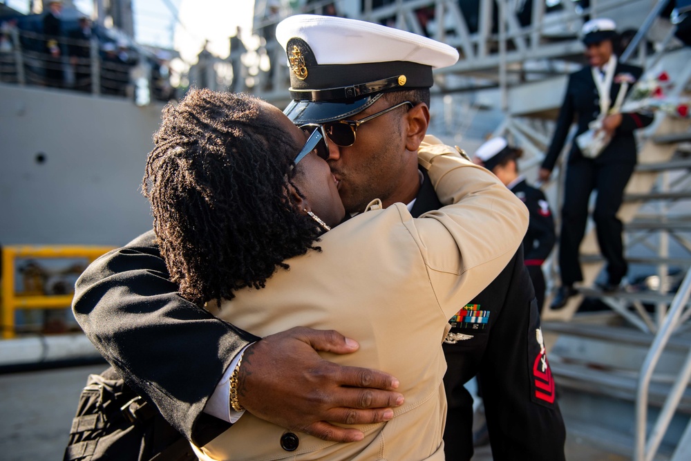 USS Bulkeley returns to Naval Station Norfolk