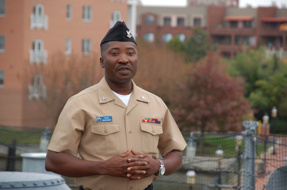 Naval Museum hosts a re-enlistment ceremony