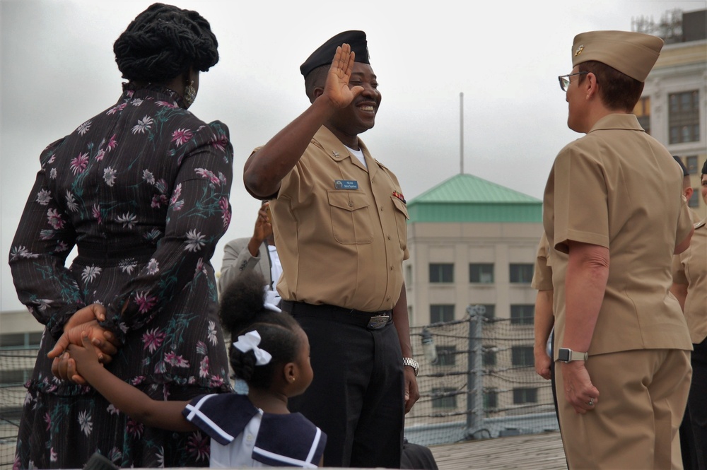 Naval Museum hosts a re-enlistment ceremony