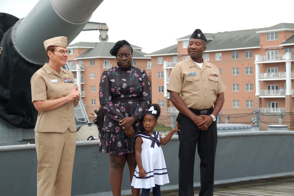 Naval Museum hosts a re-enlistment