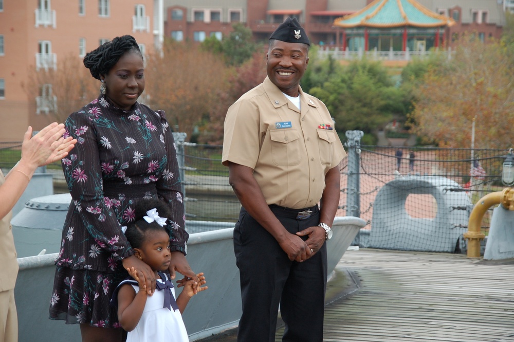 Naval Museum hosts a re-enlistment ceremony