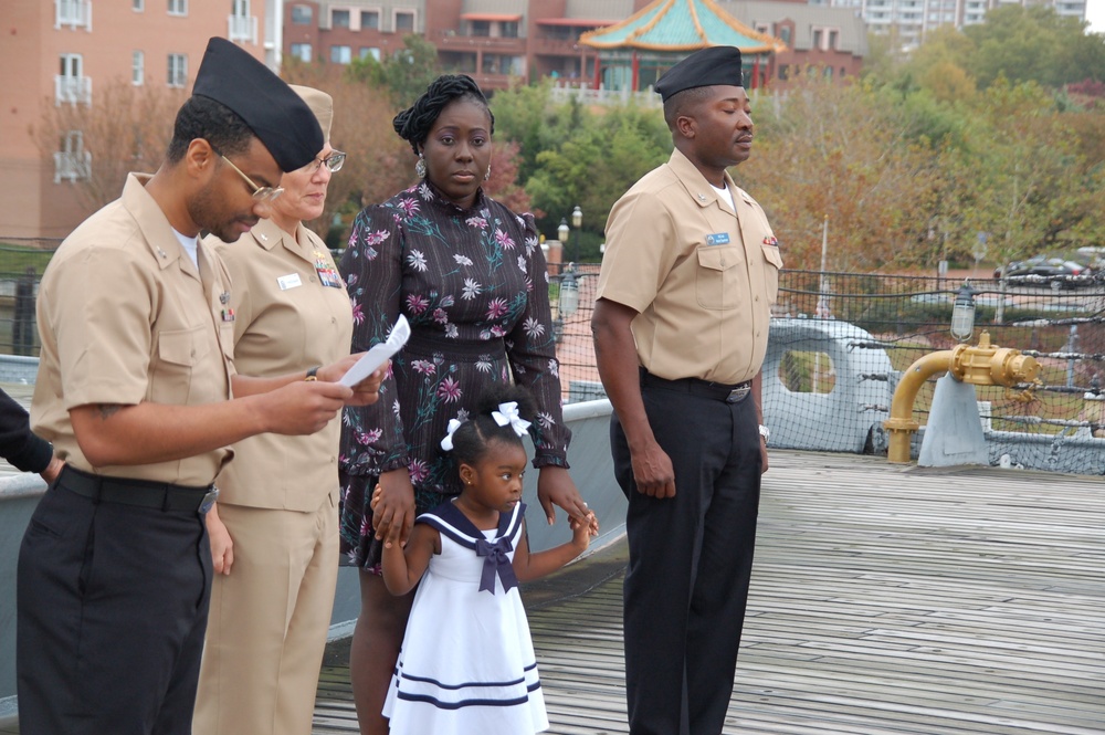 Naval Museum hosts a re-enlistment ceremony