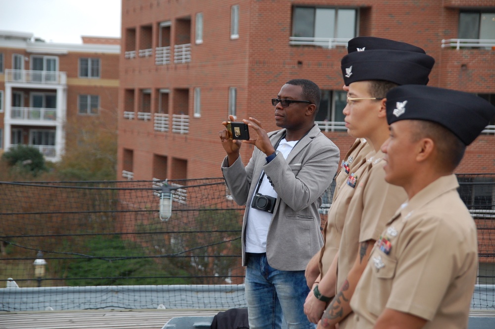 Naval Museum hosts a re-enlistment ceremony