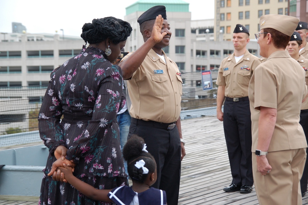 Naval Museum hosts a re-enlistment ceremony