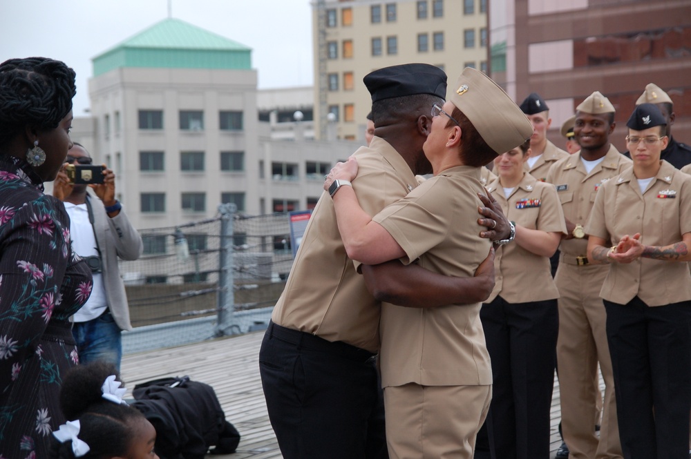 Naval Museum hosts a re-enlistment ceremony