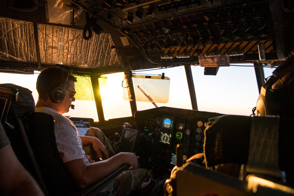 746th EAS performs airdrop operations during Operation Inherent Resolve