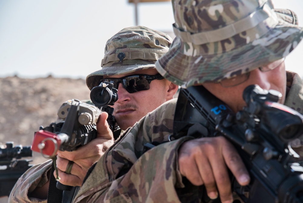 Thunder Brigade Soldiers partner with KLFI