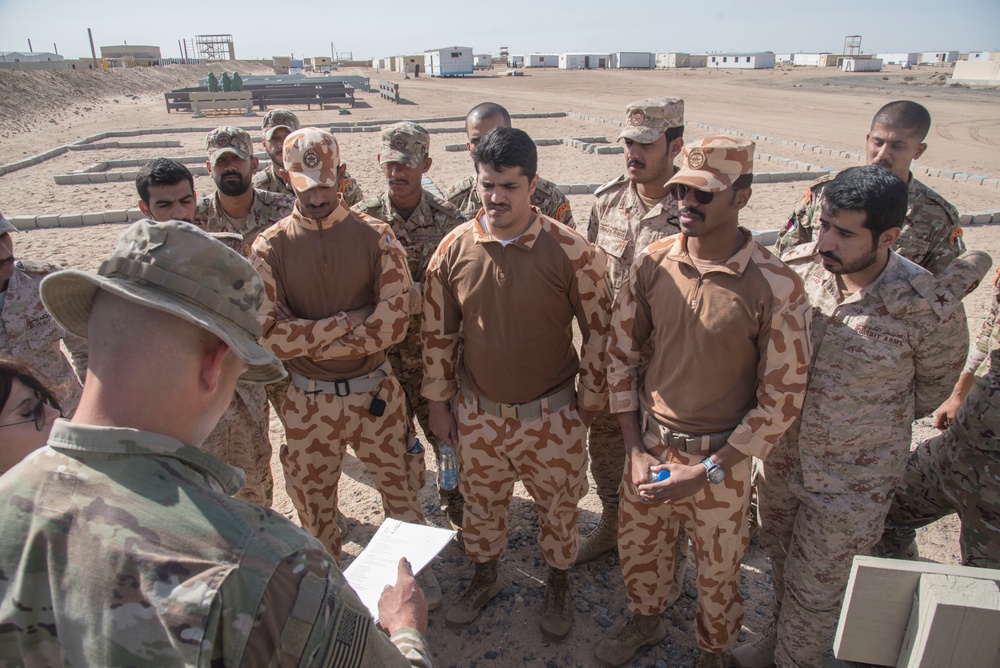 Thunder Brigade Soldiers partner with KLFI