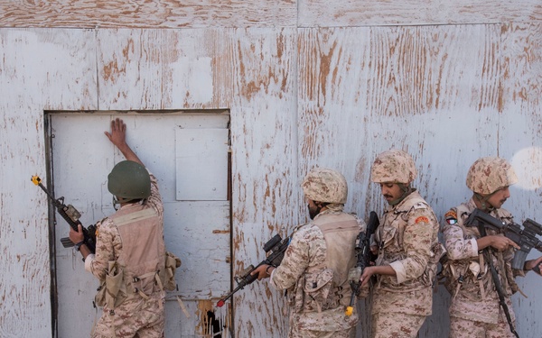 Thunder Brigade Soldiers partner with KLFI