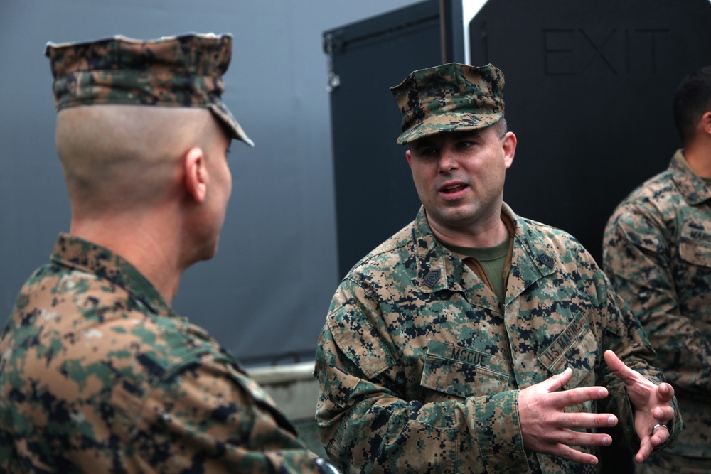 Norwegian Soldiers and U.S. Marines work side-by-side to improve additive manufacturing