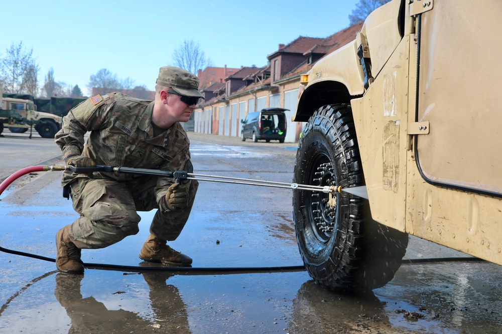 91st BEB Prepare for Convoy