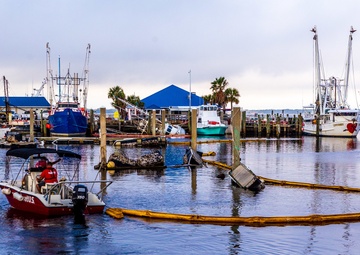 Containing Fuel Spill in Marina